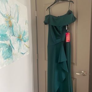 Dark green/teal formal dress. NWT. Off shoulder with spaghetti straps